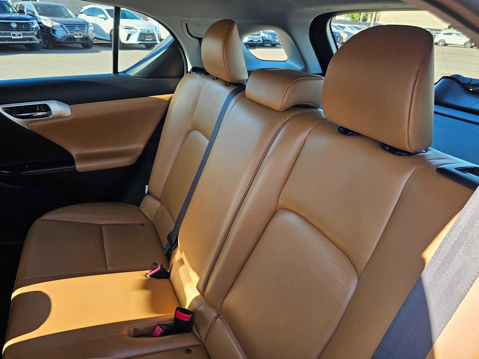 Used 2012 Lexus CT 200h Premium w/ Premium Audio Pkg FWD image 17