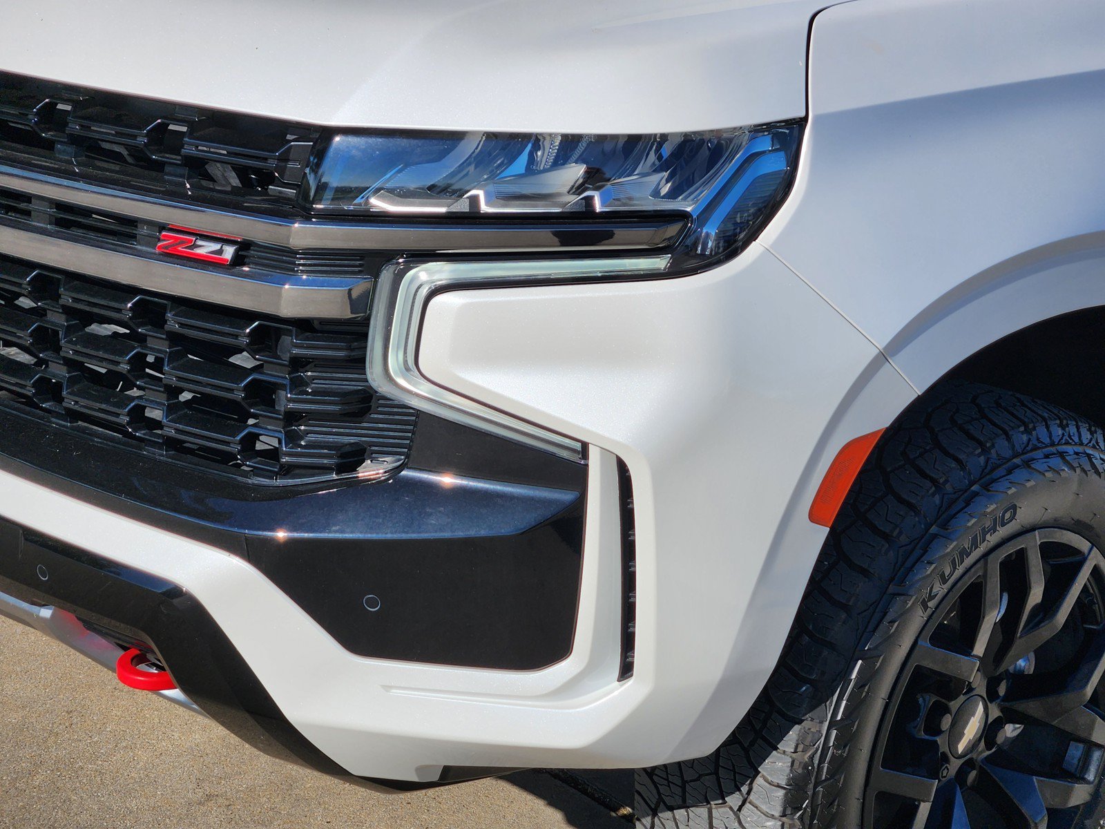 Used 2022 Chevrolet Tahoe Z71 w/ Z71 Off-Road Package AWD/4WD image 28
