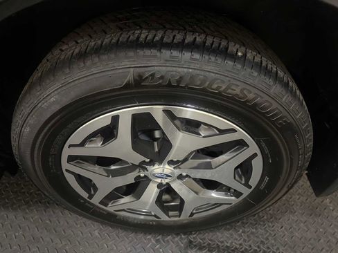 Certified 2023 Subaru Forester Premium image 9