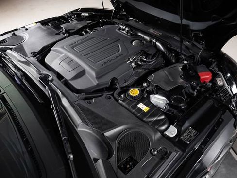 Used 2018 Jaguar F-TYPE 400 Sport AWD/4WD image 10