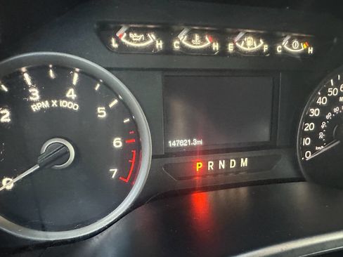 Used 2018 Ford F150 XLT w/ Equipment Group 302A Luxury image 8