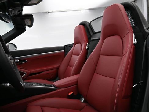 Used 2024 Porsche 718 Boxster GTS image 5