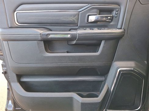 Used 2022 RAM 2500 Limited image 12