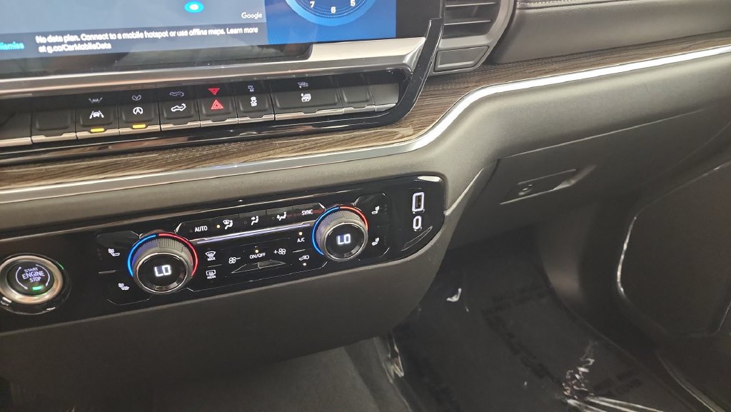 Used 2023 Chevrolet Silverado 1500 LT AWD/4WD image 17