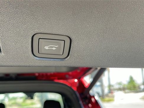 New 2026 Chevrolet Traverse LT w/ LPO, Floor Liner Package image 31