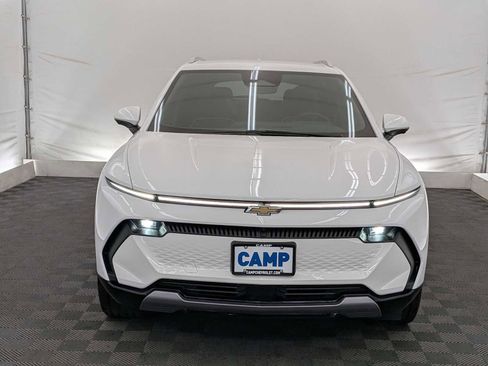 New 2026 Chevrolet Equinox EV LT image 9