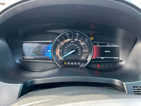 Used 2016 Ford Explorer Limited image 21