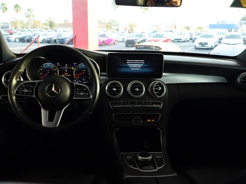 Used 2019 Mercedes-Benz C 300 4MATIC Sedan image 16