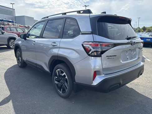 New 2025 Subaru Forester Premium image 5