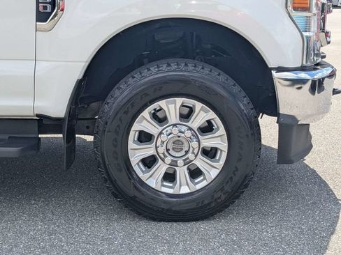 Used 2020 Ford F250 XL w/ STX Appearance Package AWD/4WD image 11