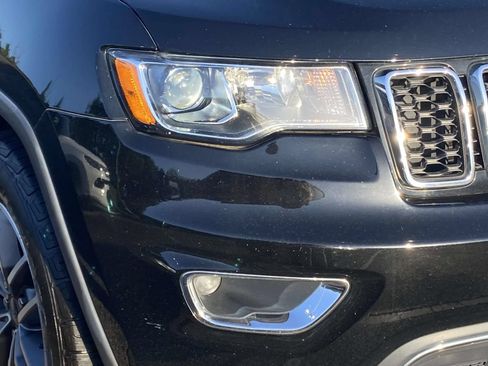 Used 2021 Jeep Grand Cherokee Limited AWD/4WD image 5