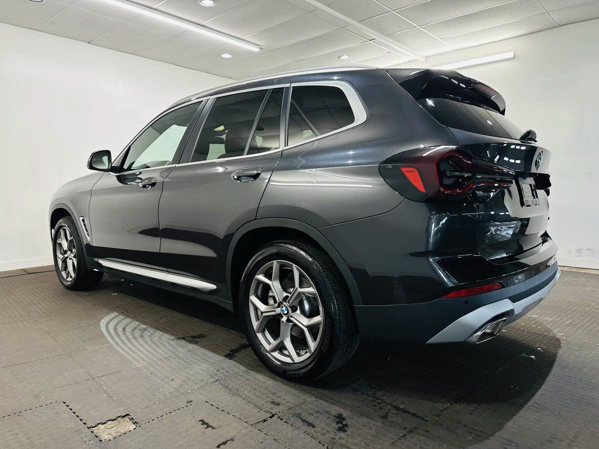 Used 2023 BMW X3 xDrive30i AWD/4WD image 4