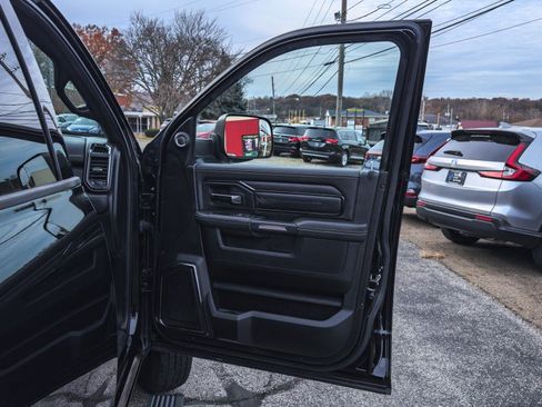 Used 2022 RAM 3500 Limited AWD/4WD image 26