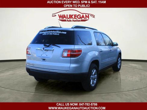 Used 2009 Saturn Outlook XE w/ Convenience Package image 3