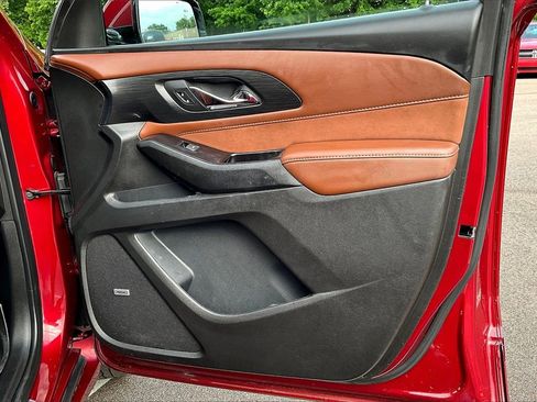 Used 2020 Chevrolet Traverse High Country w/ LPO, Floor Liner Package image 24