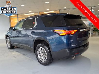 Used 2023 Chevrolet Traverse LT