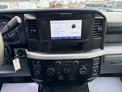 Used 2025 Ford F250 XL w/ XL Driver Assist Package image 5
