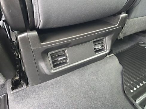 Used 2019 Chevrolet Silverado 1500 LT image 15