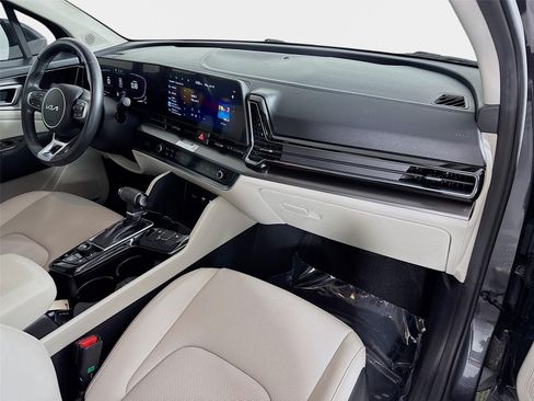 Certified 2023 Kia Sportage EX FWD image 29