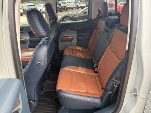 Used 2024 Ford Maverick Lariat AWD/4WD image 17