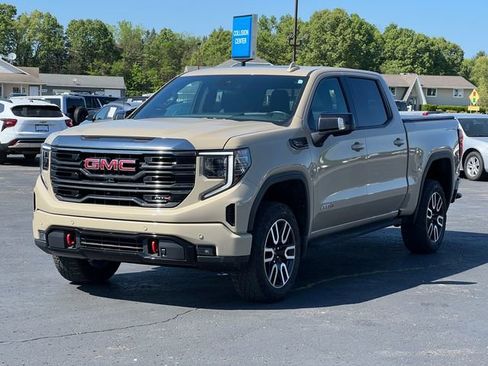 Used 2023 GMC Sierra 1500 AT4 w/ Technology Package AWD/4WD image 49