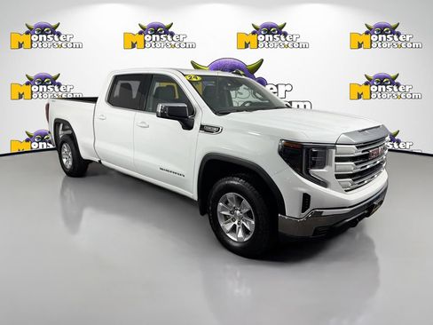 Used 2024 GMC Sierra 1500 SLE w/ Enhanced Capability Package AWD/4WD image 3