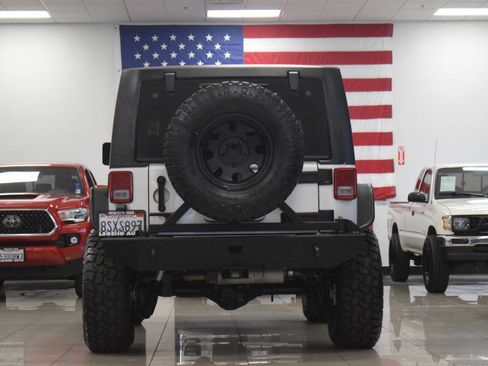 Used 2011 Jeep Wrangler Rubicon w/ Trailer Tow Group AWD/4WD image 28