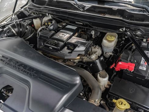 Used 2020 RAM 2500 Laramie w/ Night Edition image 58