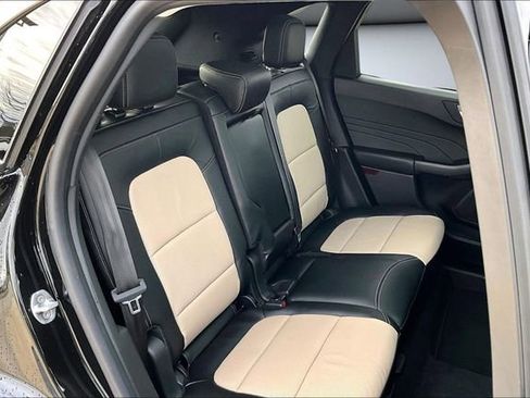 Used 2022 Ford Escape Titanium w/ Titanium Elite Package image 25