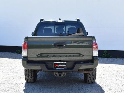 Used 2022 Toyota Tacoma TRD Off-Road w/ TRD Premium Off Road Package AWD/4WD image 39
