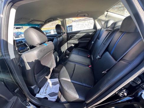 Used 2018 Nissan Altima 2.5 SR w/ SR Midnight Edition image 15