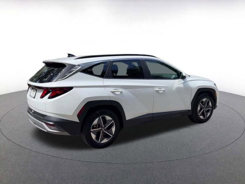 Used 2025 Hyundai Tucson SEL FWD image 15