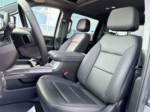 Used 2025 Chevrolet Silverado 3500 LTZ w/ LTZ Plus Package image 11