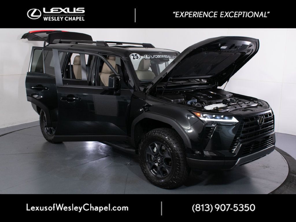 Certified 2025 Lexus GX 550 AWD/4WD image 11