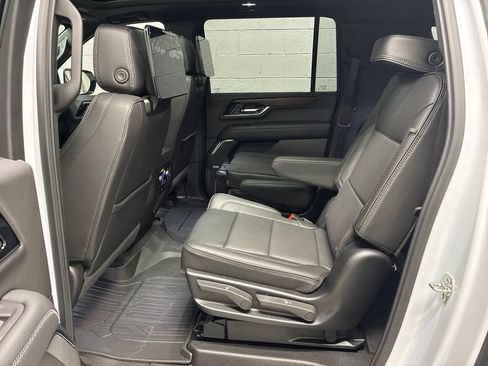 New 2026 GMC Yukon XL Denali w/ Denali Reserve Package AWD/4WD image 34