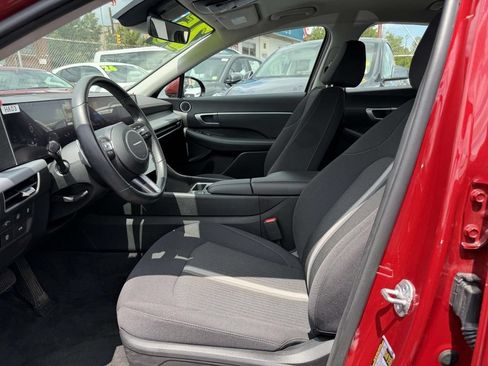 Certified 2025 Hyundai Sonata SEL FWD image 19