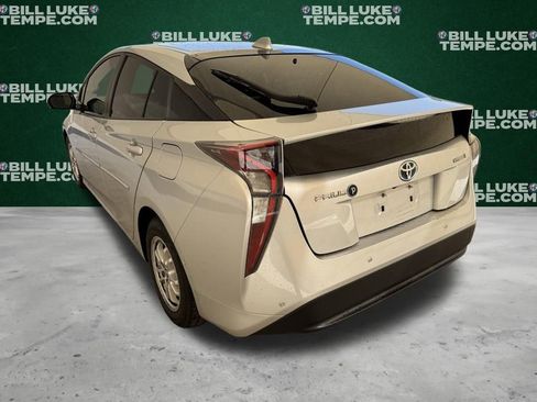 Used 2017 Toyota Prius Four w/ Advanced Technology Package FWD image 5