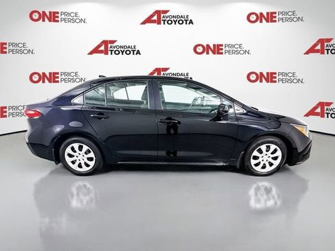 Certified 2025 Toyota Corolla LE FWD image 9