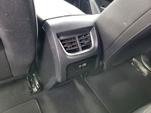 Used 2025 Chevrolet Blazer LT FWD image 16