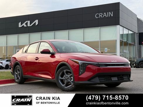 New 2026 Kia K4 FWD image 1