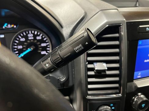 Used 2020 Ford F350 XLT image 36