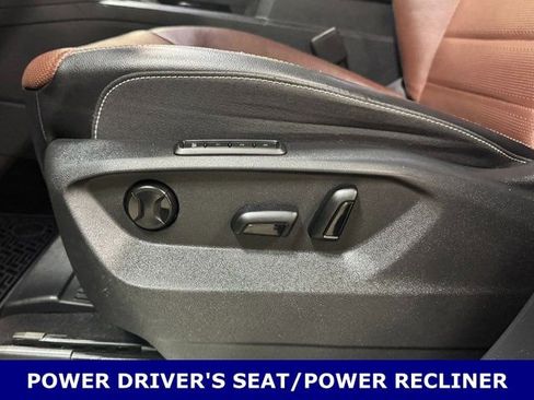 Used 2022 Volkswagen Atlas SEL Premium image 16