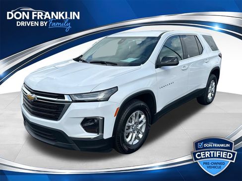 Used 2023 Chevrolet Traverse LS FWD image 1