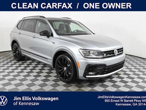 Used 2021 Volkswagen Tiguan SE R-Line image 1