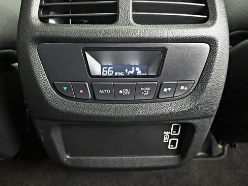 Used 2022 Honda Pilot Special Edition image 30