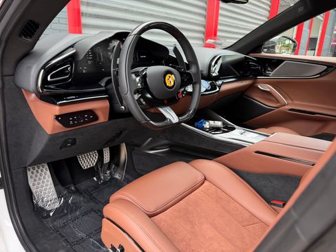 Used 2025 Ferrari Purosangue AWD/4WD image 23
