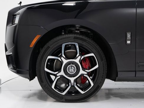 New 2025 Rolls-Royce Cullinan Black Badge w/ Leather Finishing Pack image 52