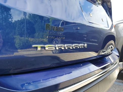 Used 2022 GMC Terrain SLT FWD image 7