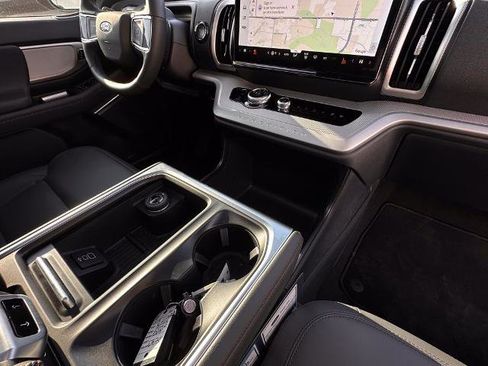 New 2025 Ford Expedition Active RWD image 14