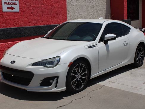 Used 2017 Subaru BRZ Limited w/ Popular Package #2 RWD image 4